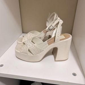 Dolce Vita Wessi Pearl Heels
